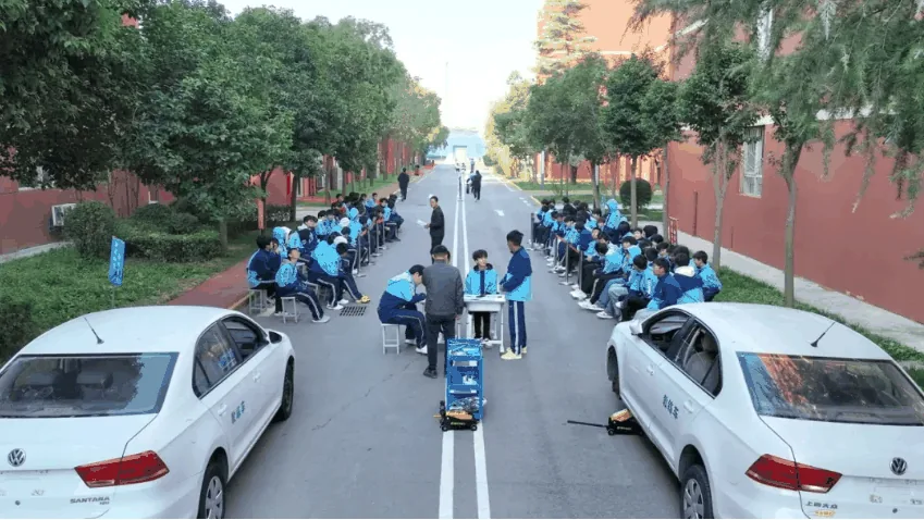 【腾飞吧,城市科技!】以赛促学,充分实践 新能源相关图片