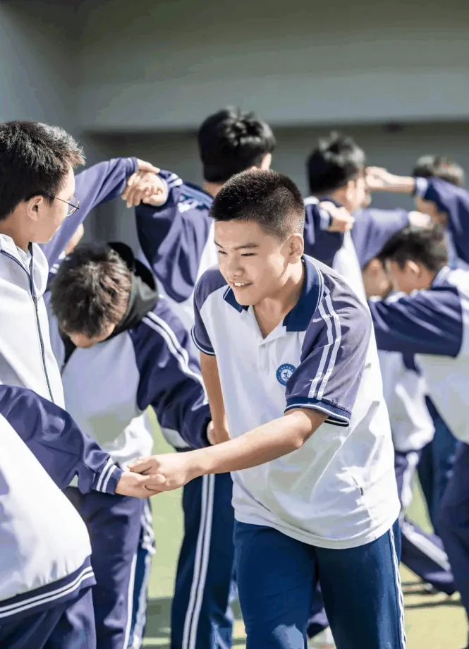 在现代，守护每一个孩子的笑容！相关图片