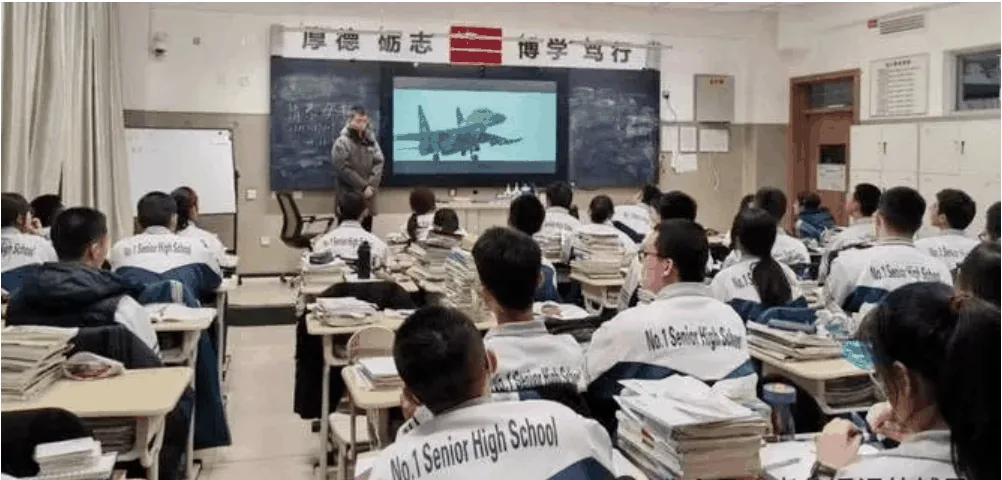 “备战中考,没有不辛苦的!”一位中考680分学霸相关图片