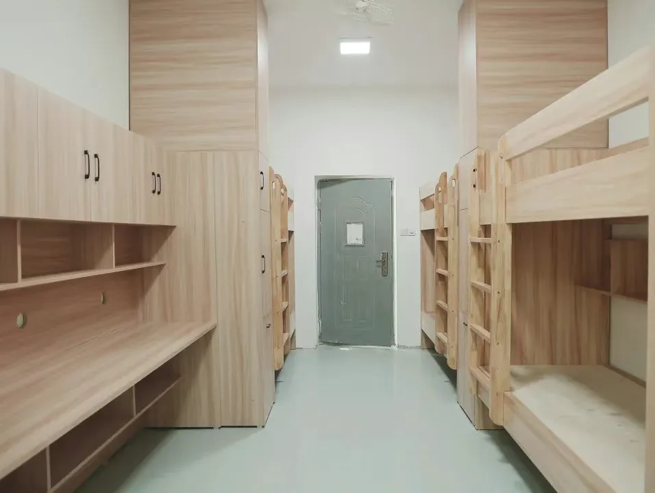 2025年西安交通职业学校招生简章相关图片