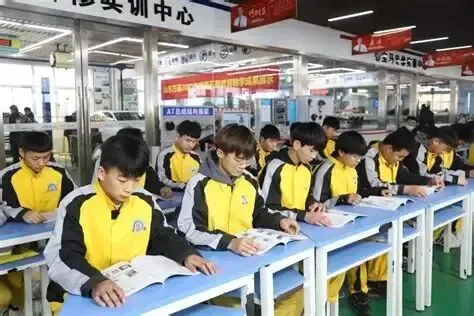 进了职教高考班,请把中考成绩丢掉!这9句话,中专生越早明白越好