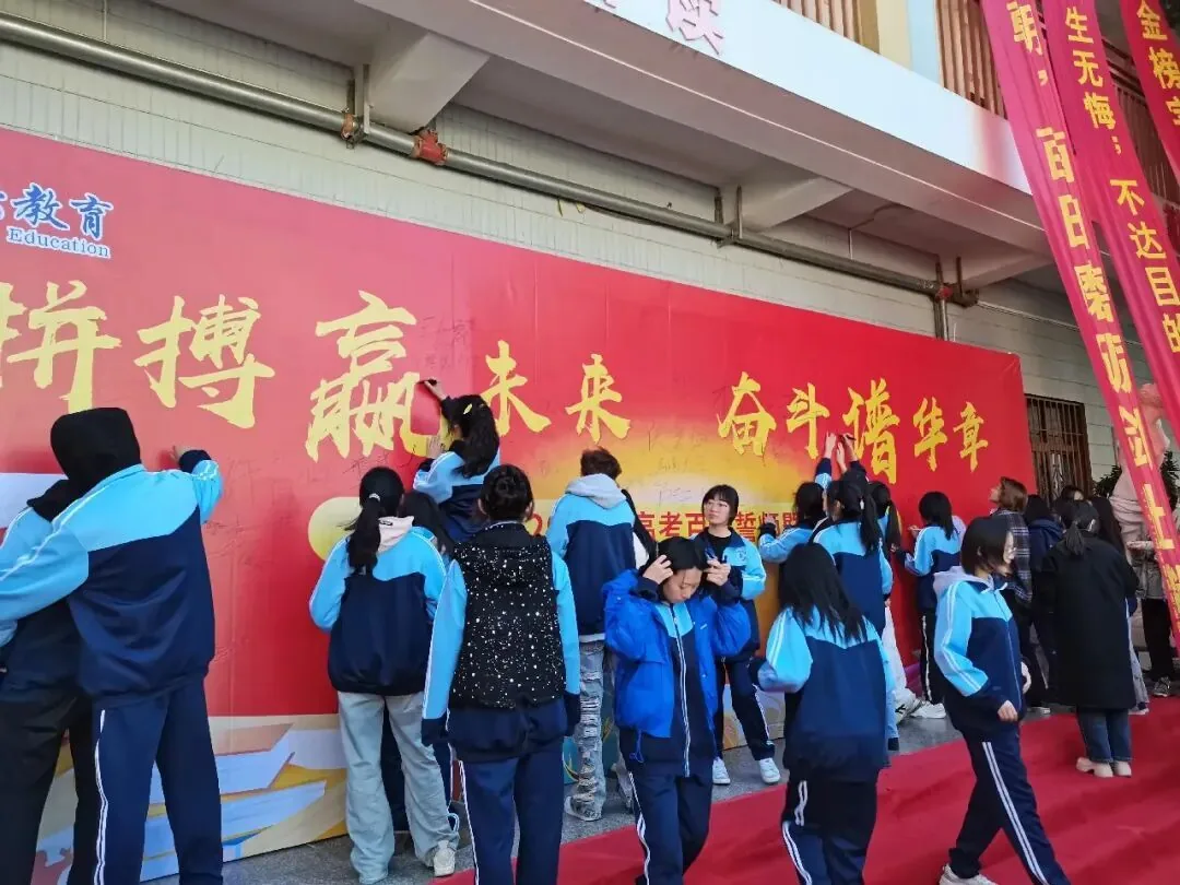 普通家庭必看:孩子考不上高中,这3条务实出路,省钱又靠谱