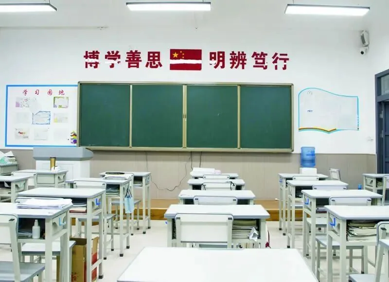 女生必看!400分以内的宝藏职高:一学期7000多全包,双班主任+军事教官,严管厚爱,三年后冲本科