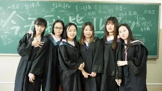 女孩子读中职学什么专业好？这四个方向，好找工作、收入也不错