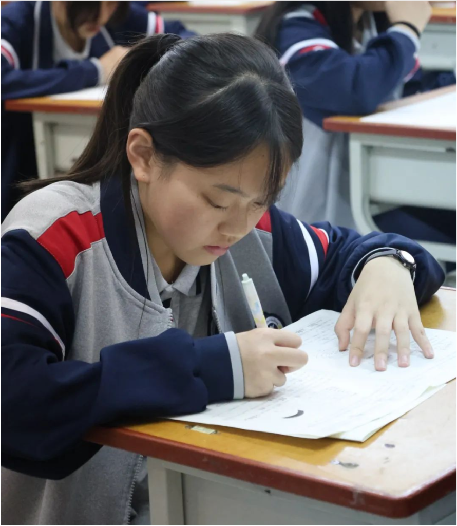 第一次月考纪实 | 从容不迫 沉着应考