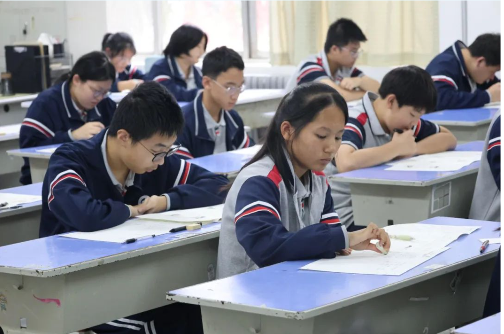 第一次月考纪实 | 从容不迫 沉着应考