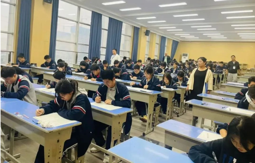 第一次月考纪实 | 从容不迫 沉着应考