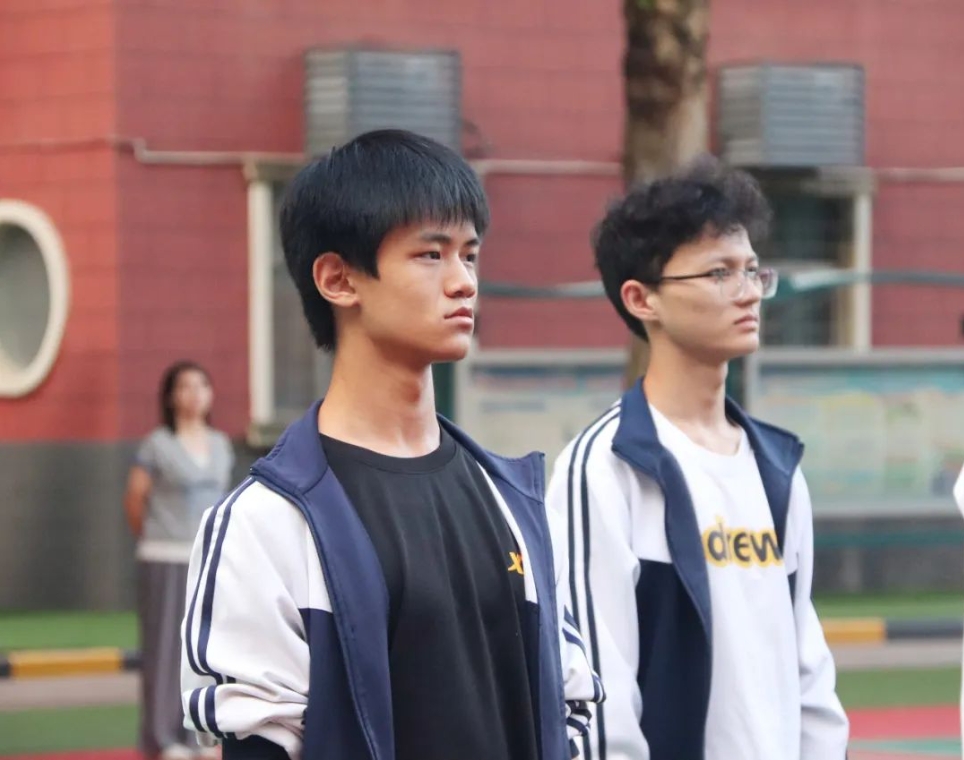 脚踏实地 全力以赴 | 西安东方职业高级中学隆重举行毕业班冲刺动员会