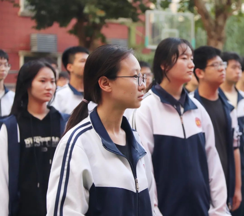 脚踏实地 全力以赴 | 西安东方职业高级中学隆重举行毕业班冲刺动员会