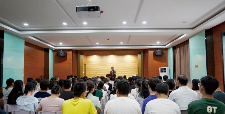 @初三家长：吃住学一体化，西安这所中考全日制学校中考百日冲刺来了