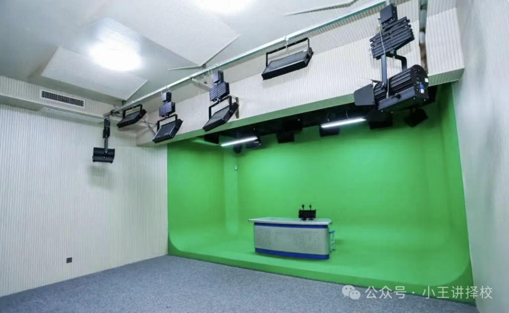 2025年西安东方职业高级中学招生简章