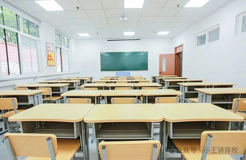 2025年西安万象艺术职业高中招生简章