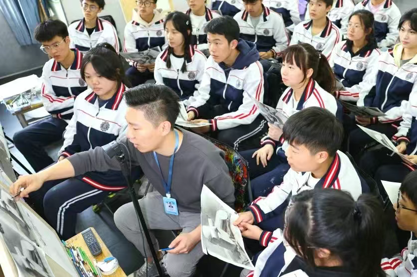 2025年西安经开职业学校招生简章